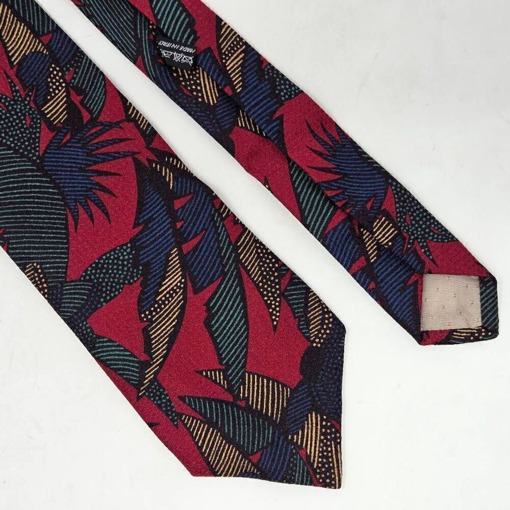 LUCIANO SOPRANI ITALY SILK TIE RED GREEN YELLOW  PALM TREE TEXTURED 3.25" X 59"